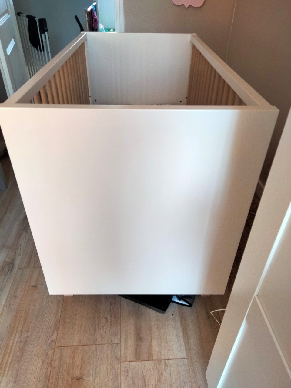Kidsmill ledikant/peuterbed Lars evt met matras.