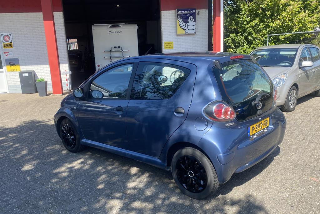 Toyota Aygo 1.0 12v vvt-i access | carplay, jaar apk, beurt, 3m gar
