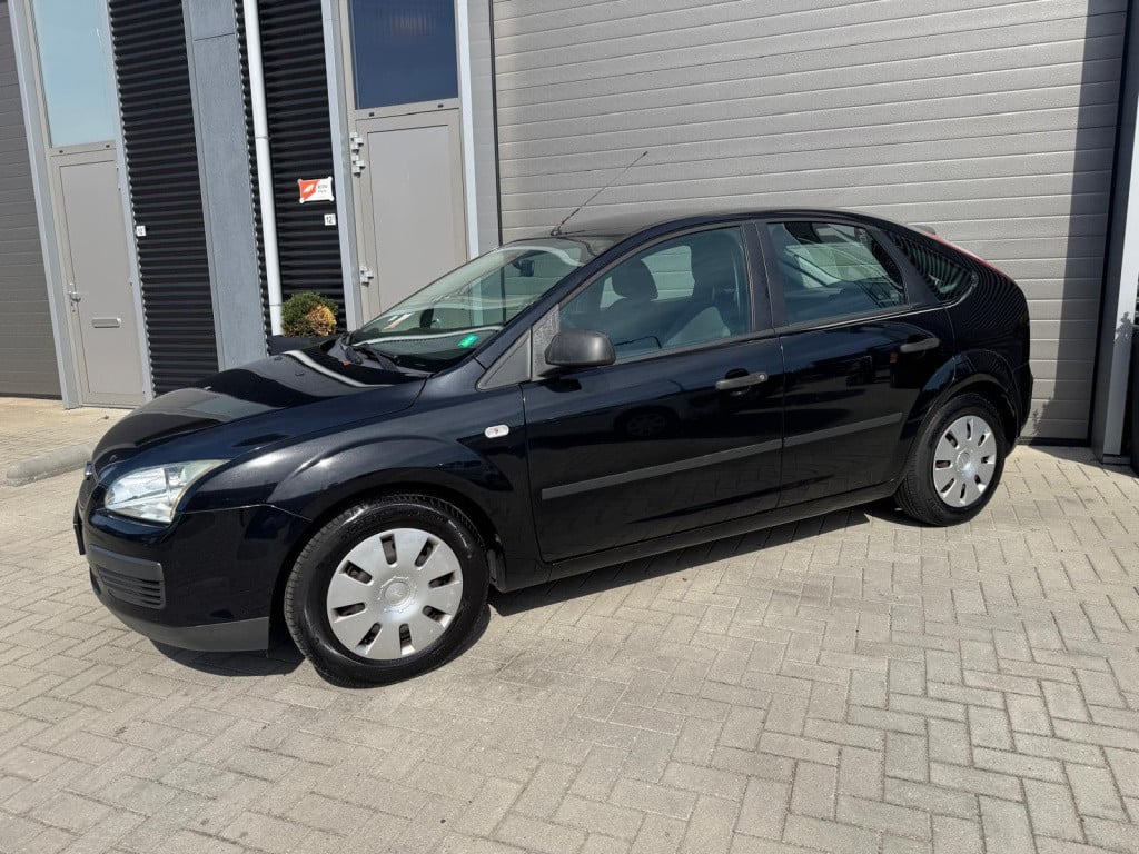 Ford Focus 1.6-16v champion/129.409 nap/apk vol jaar/airco/trekhaak