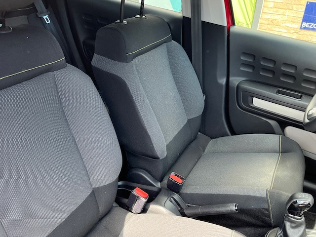 Citroen C3 1.2 puretech 82pk s&s feel edition | kleurnavigatietomtom | blue