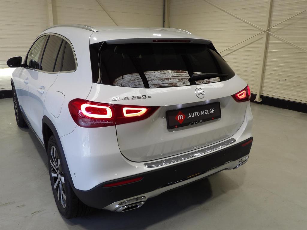 Mercedes-Benz Gla-klasse 250 e progressive 218pk 8g-dct