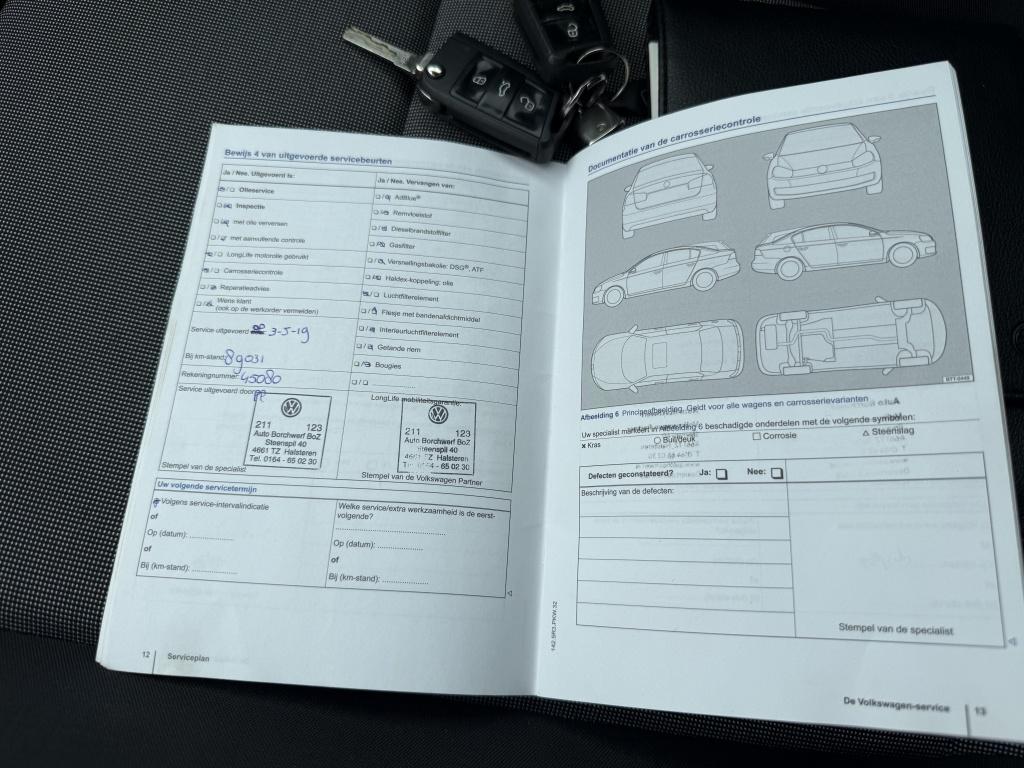 Volkswagen Golf 1.2 tsi easyline - goed onderhouden -