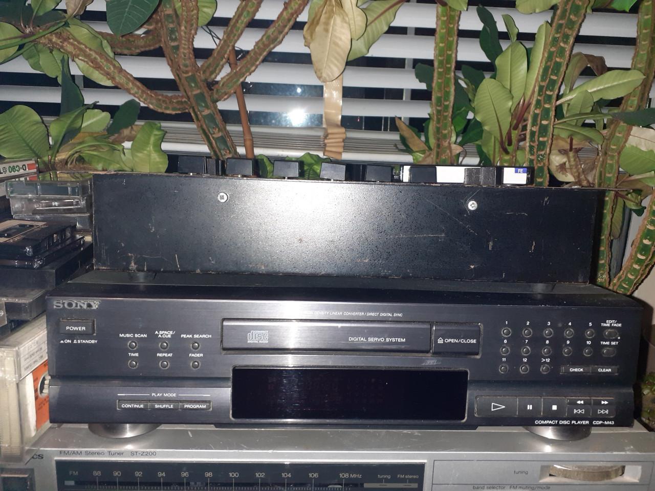 Stereo set TECHNICS - Tuner & Versterker & CD-speler SONY