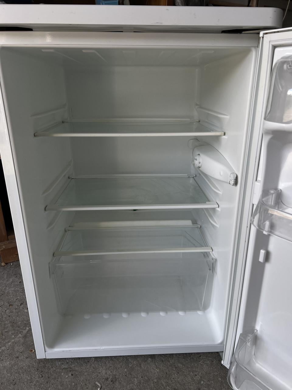 Tafelmodel koelkast 85x55 cm. 152 liter energieklasse A+