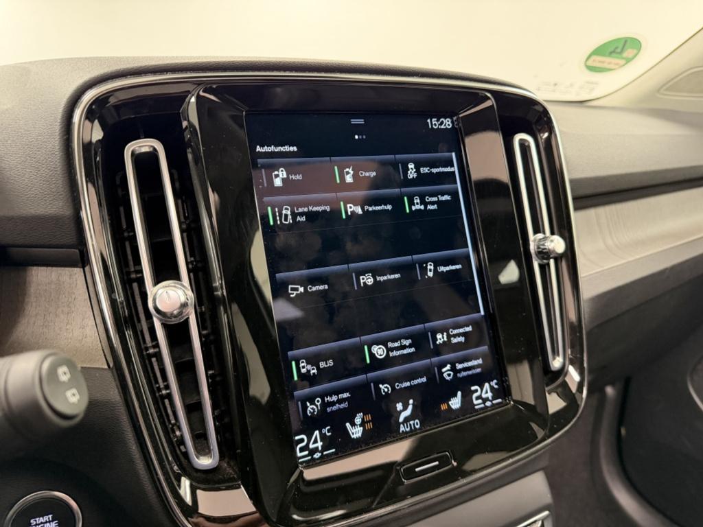 Volvo XC40 1.5 t4 recharge r-design expression | trekhaak | leer | harman/k