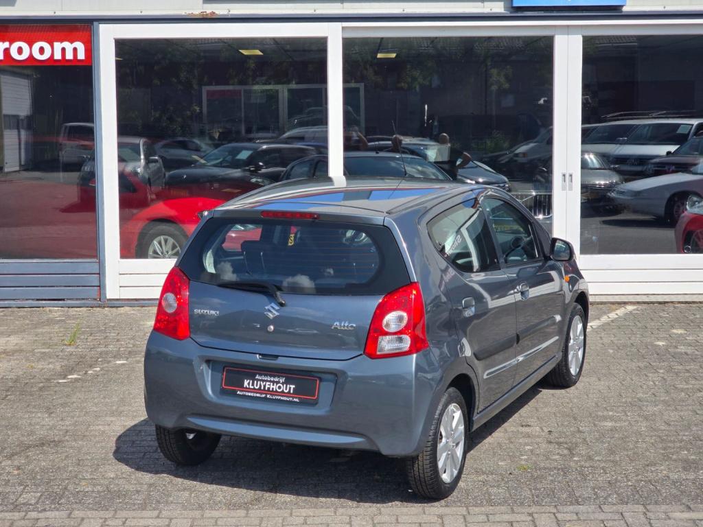 Suzuki Alto 1.0 exclusive