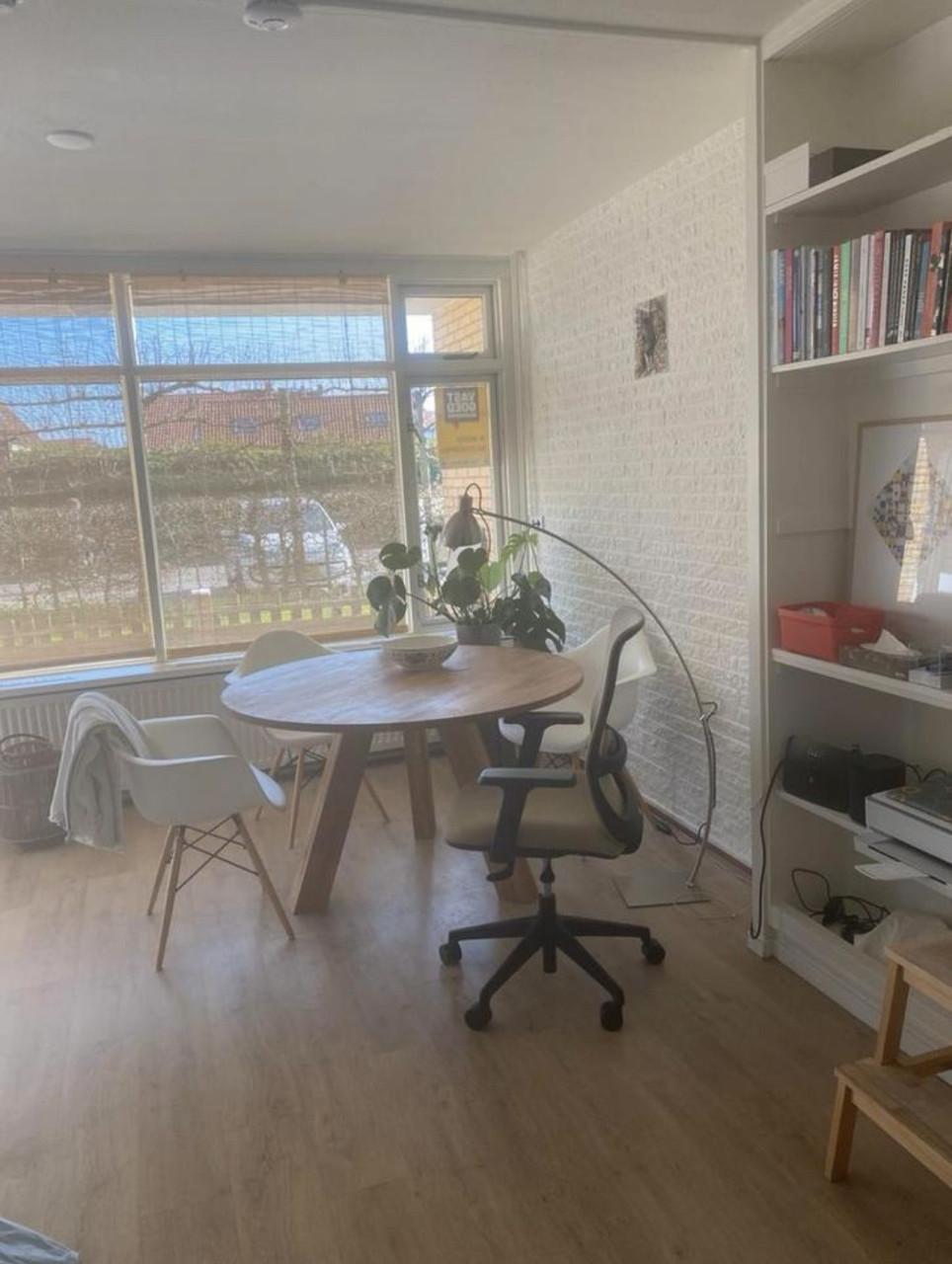 4 x nieuwe Rolgordijn  bamboe naturel 3x 120x160 cm. 1x 220x80