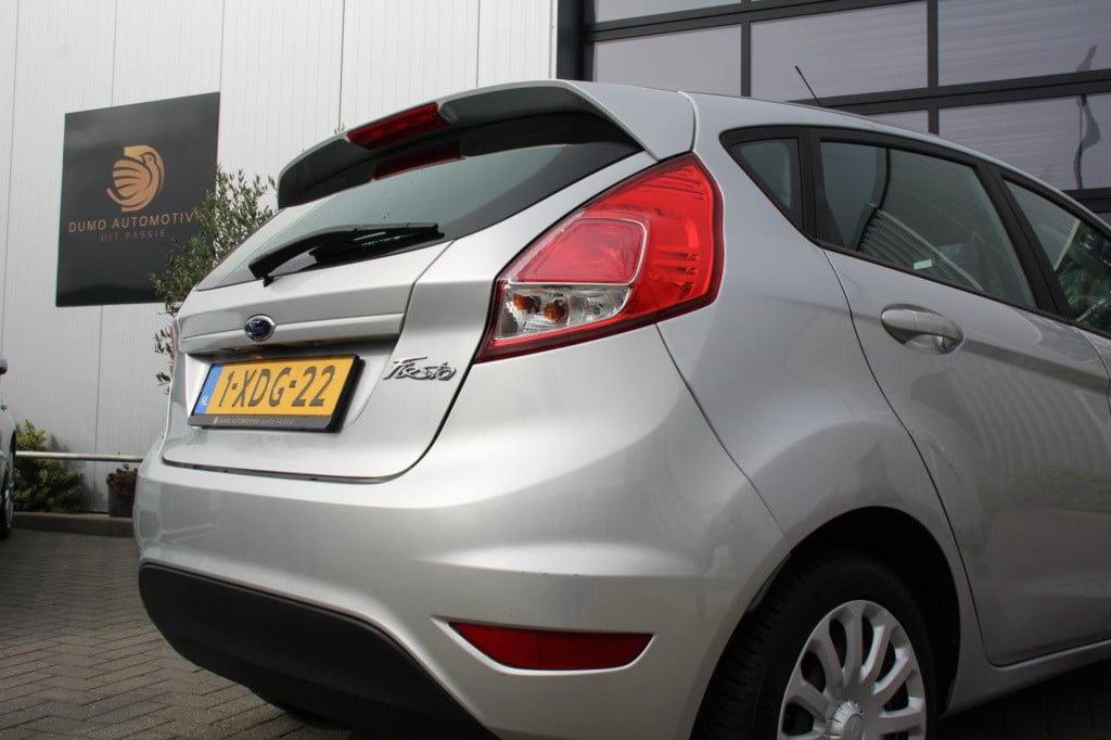 Ford Fiesta 1.0 trend - airco - elek.ramen - elek spiegels - isofix - aux/u