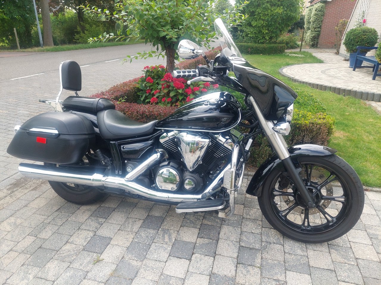 YAMAHA XV 950 MIDNICHT-STAR `013 NW STAAT KOOPJE''