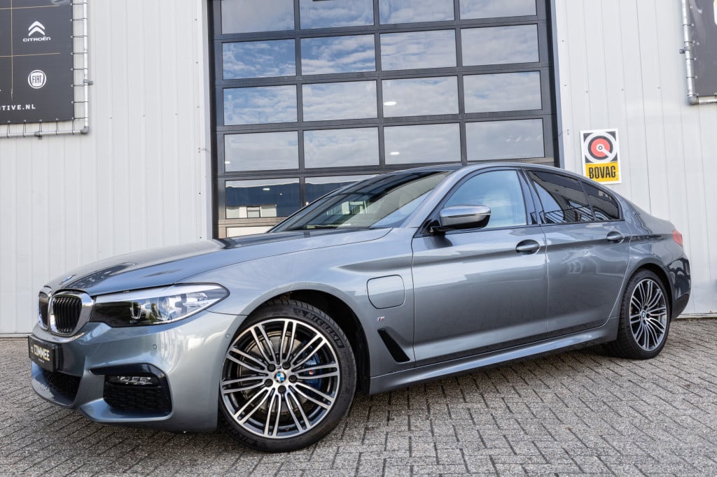 BMW 5 Serie 530e m sport ✅19inch✅cam✅leder✅i.z.g.st.