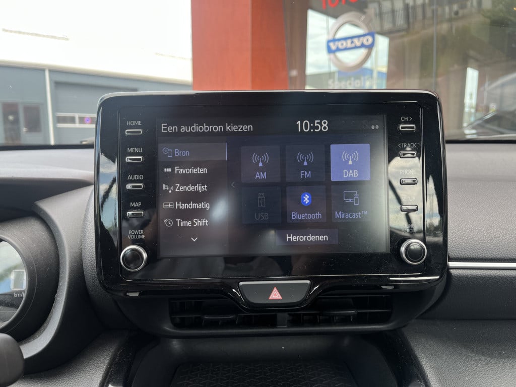 Toyota Yaris Cross 1.5 hybrid comfort | carplay | camera | acc | climate