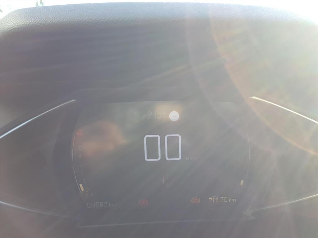 Ds Ds 3 crossback 1.2 puretech 100pk business | navi | bt | applecarplay & 