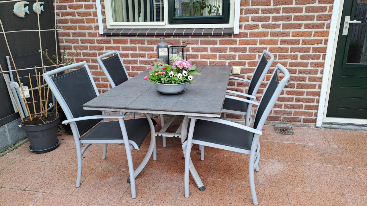 Tuinset met 4 stoelen