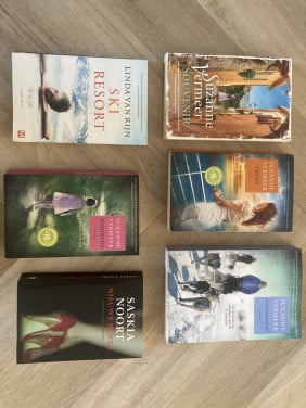 6 boeken Suzanne Vermeer, Saskia Noort, Linda van Rijn