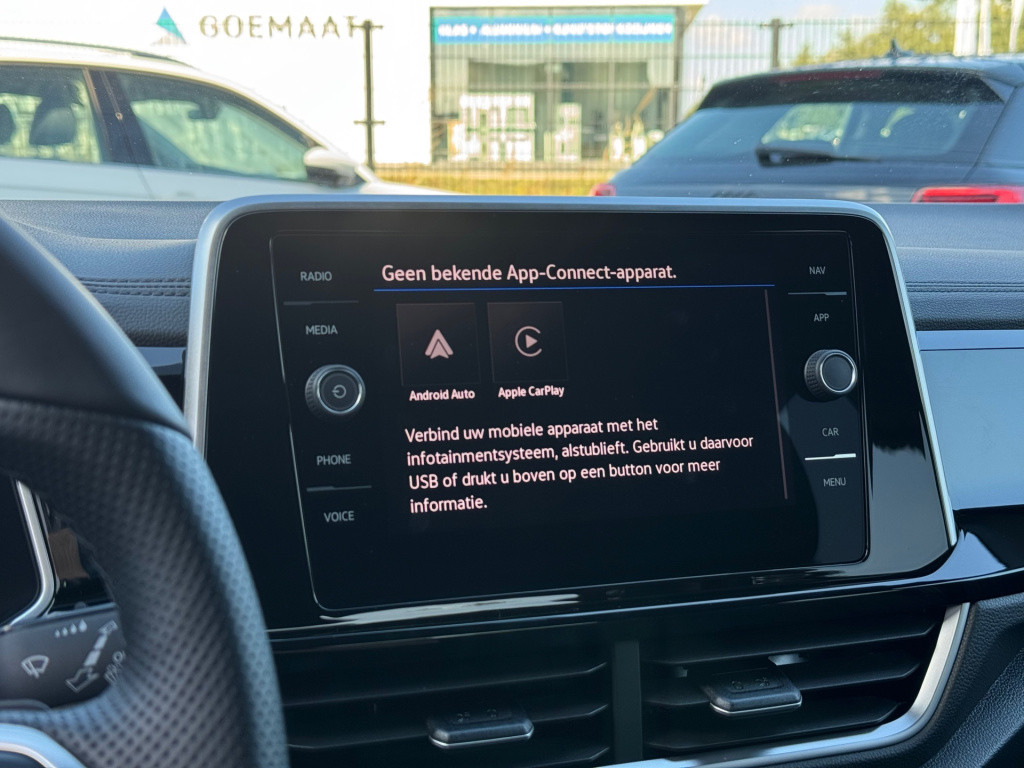 Volkswagen T-roc 1.5 tsi r-line edition * camera * massage * parkeerhulp