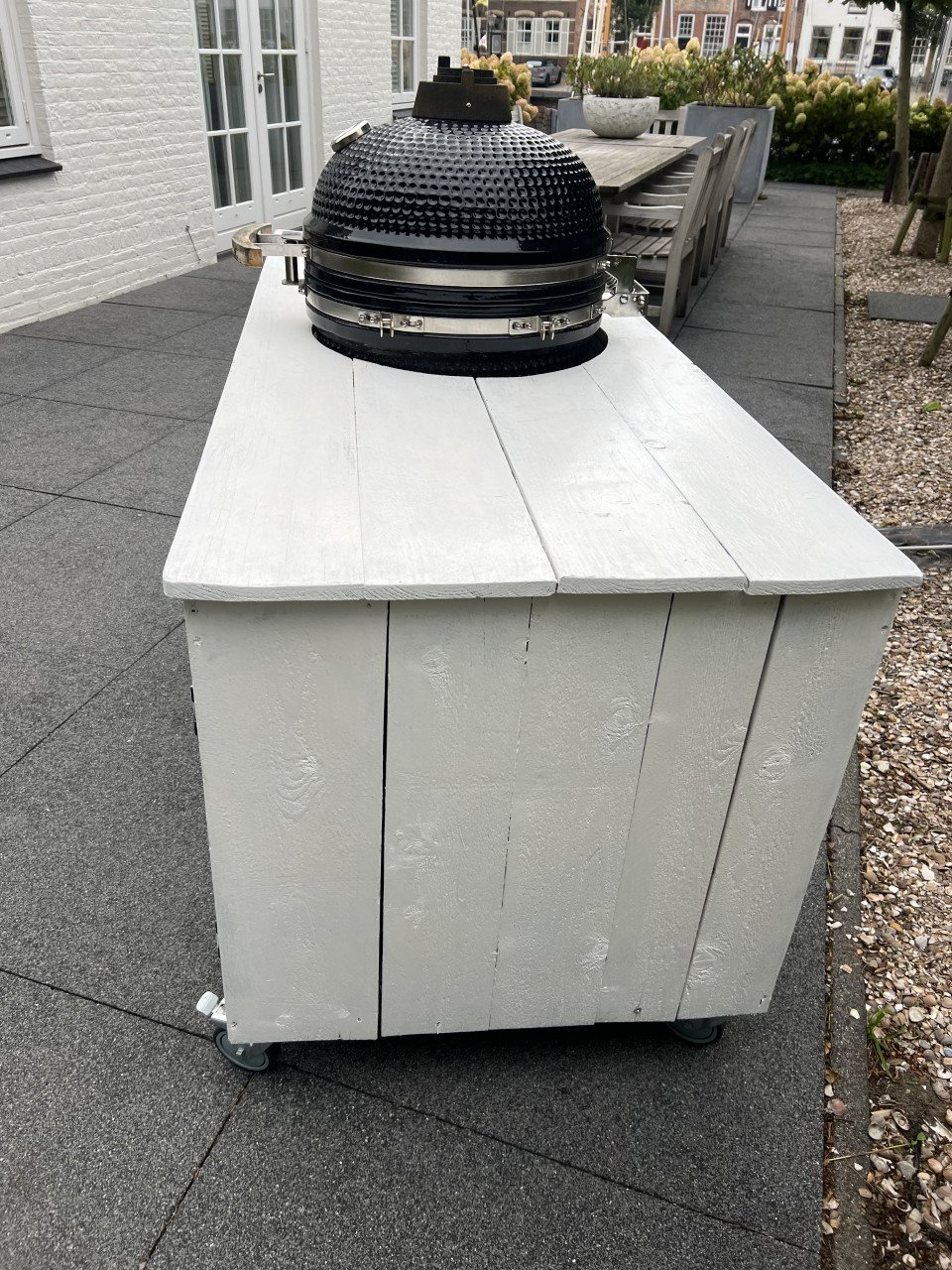 Buitenkeuken inclusief Kamado!