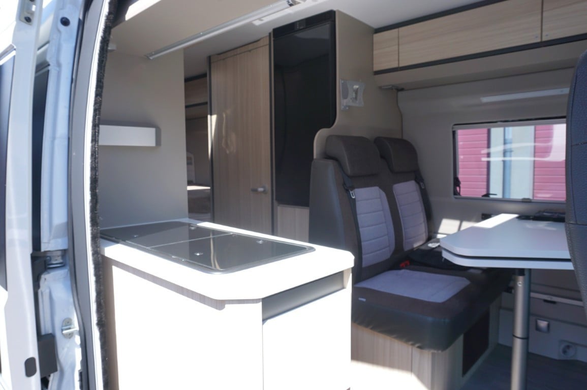 Adria Twin 600 SPX Plus 10-2020 in zeer goede staat met 39.000km