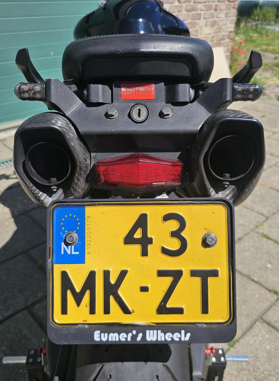 Yamaha MT-03 660cc 2009 - Veel carbon - Rijklaar - 35kW A2