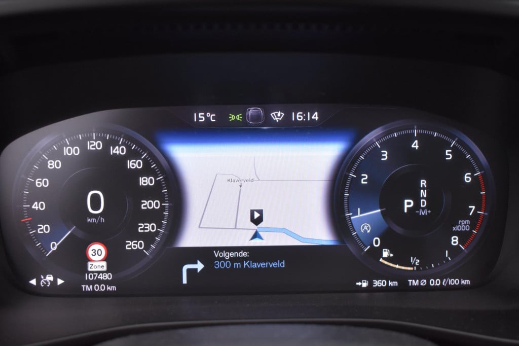 Volvo XC40 1.5 t3 momentum pro | pano | camera | apple carplay | android au