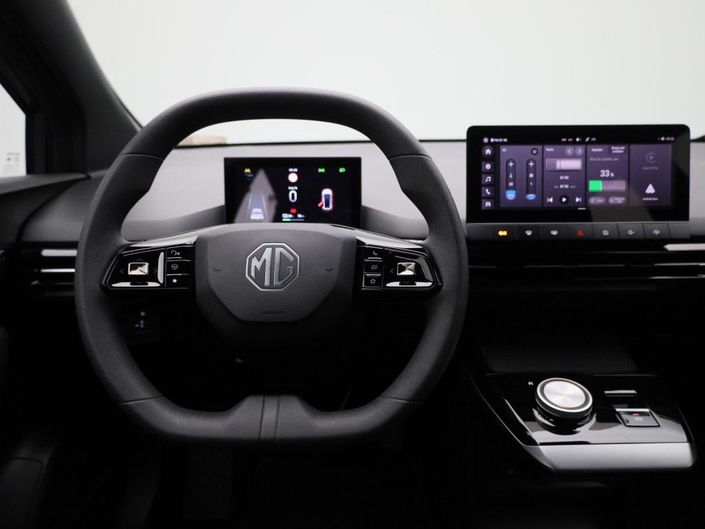 MG Mg4 51 kwh standard | automaat | climate control | apple carplay / andro