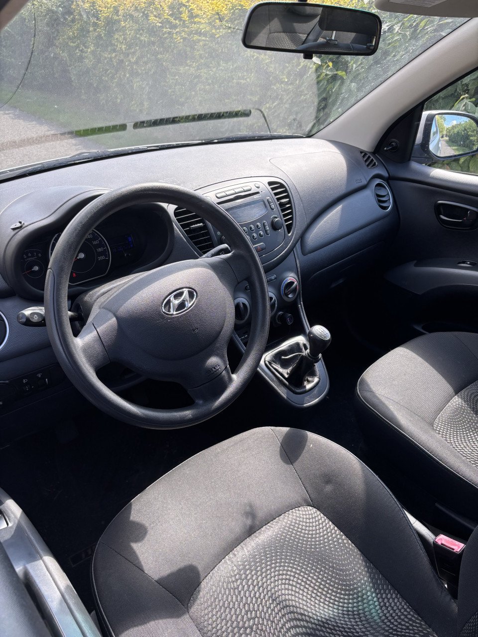 Hyundai i10 met een voljaar apk!