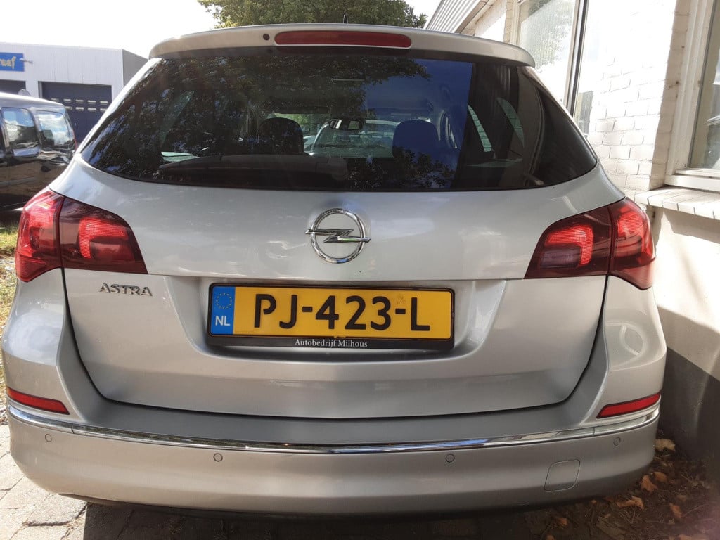 Opel Astra sports tourer 1.4 business +