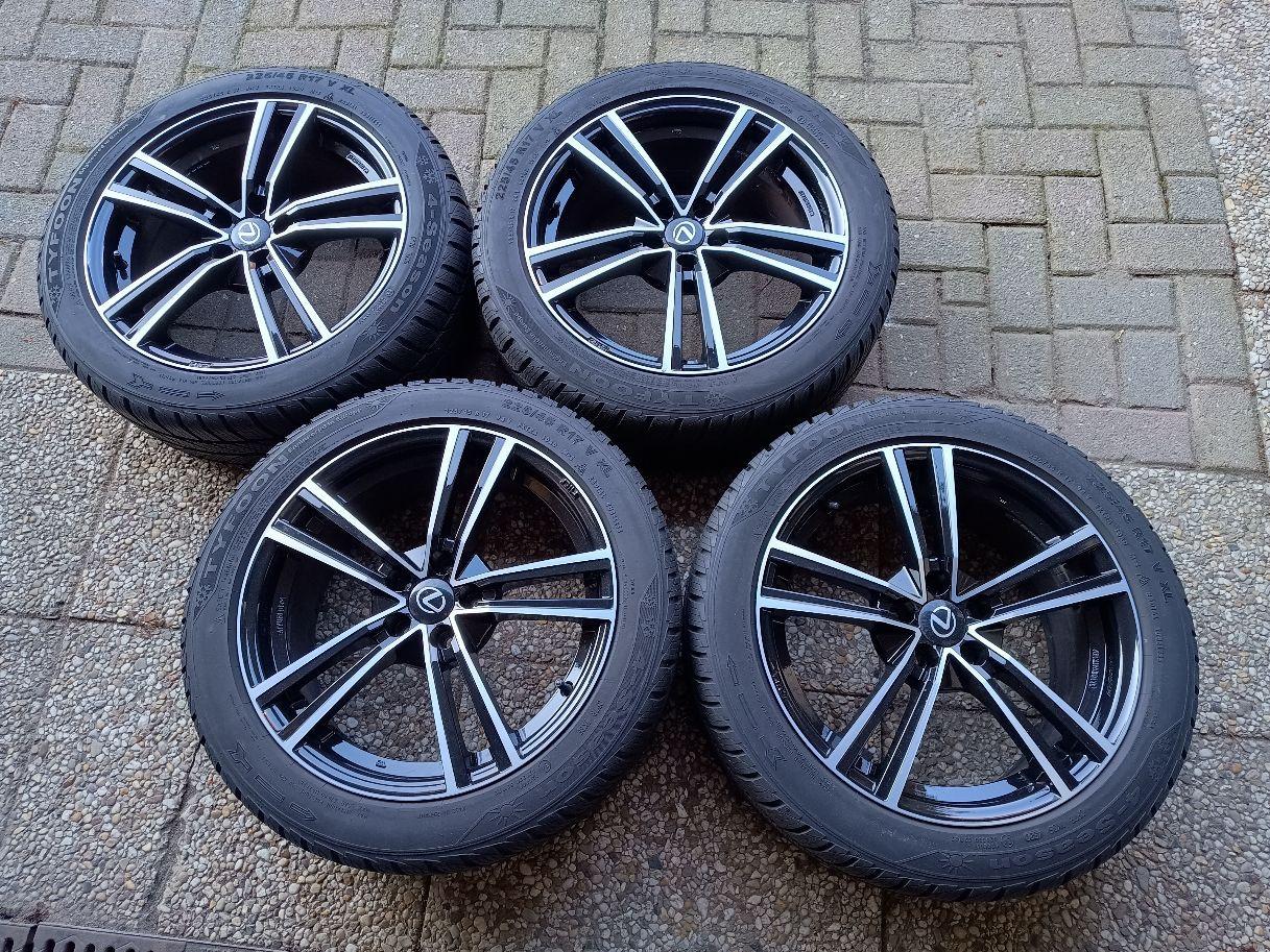 CT200h Velgen met all-season banden