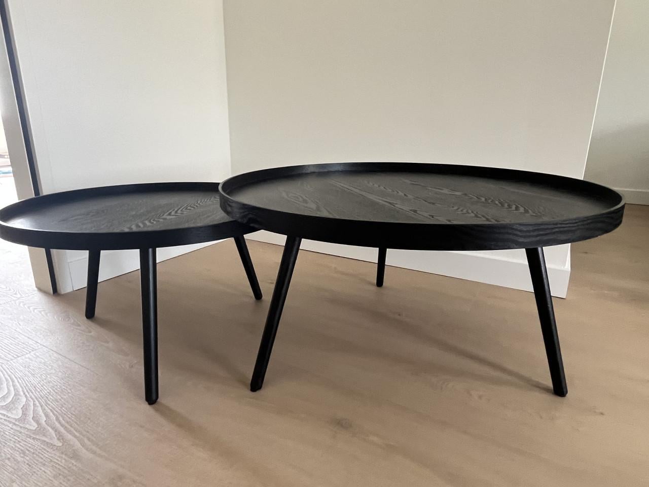Twee zwarte salontafels WOOOD