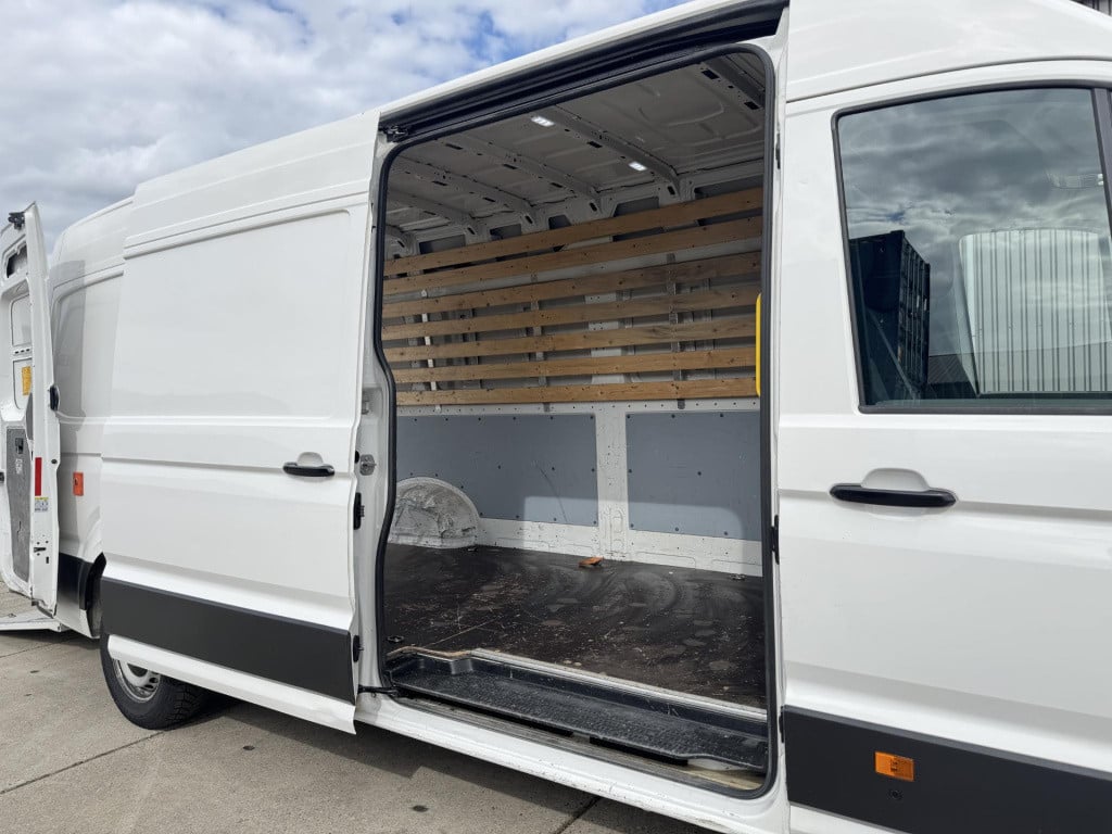 Volkswagen Crafter 35 2.0 tdi l4h3 laadklep / automaat / camera / navi / ca