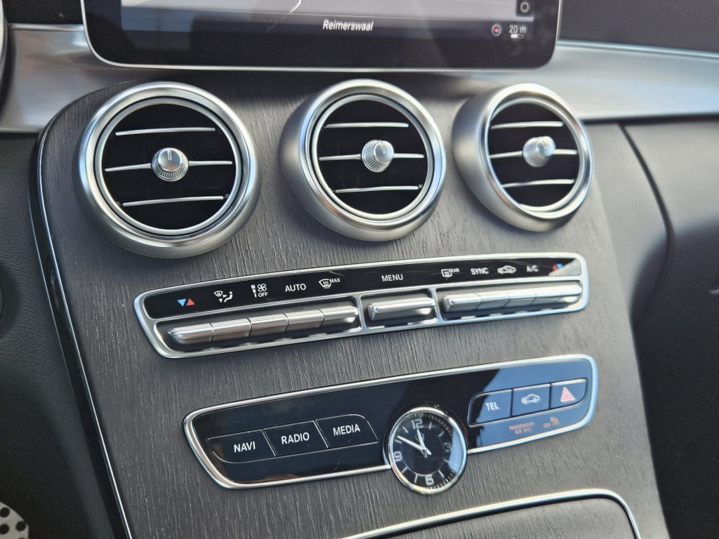 Mercedes-Benz C-Klasse coupé 300 premium plus pack | burmester | acc