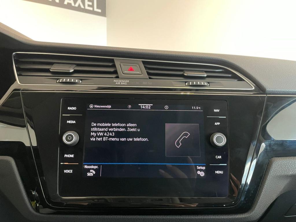 Volkswagen Touran 1.5 tsi highline