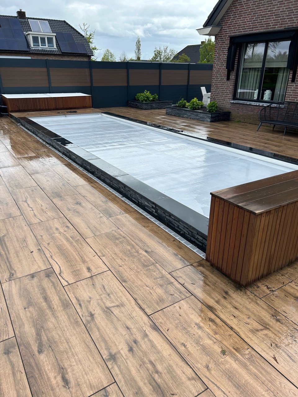 Zwembad bouw, renovatie en onderhoud