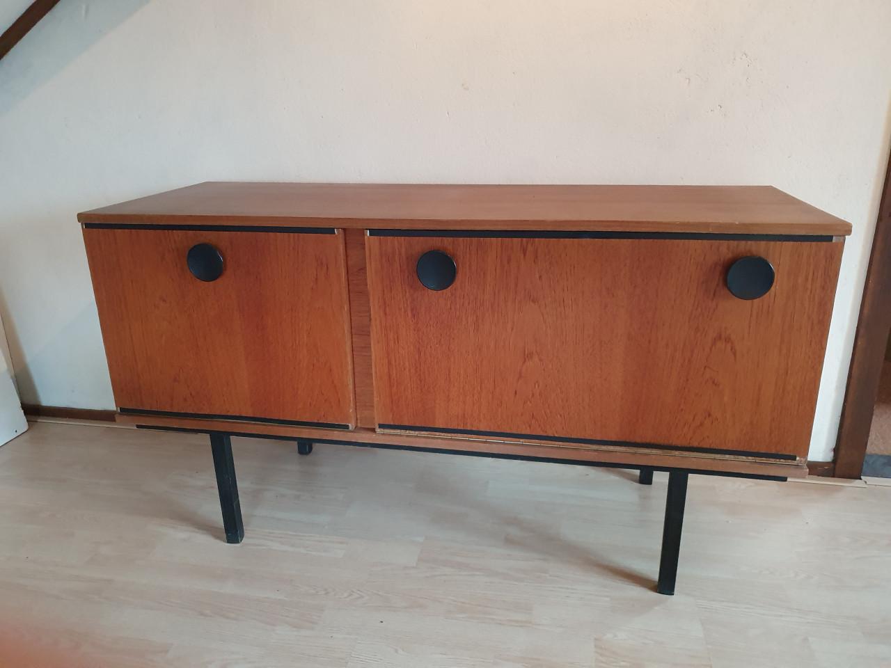 Puntgaaf RETRO kastje Afm. 120x44 cm