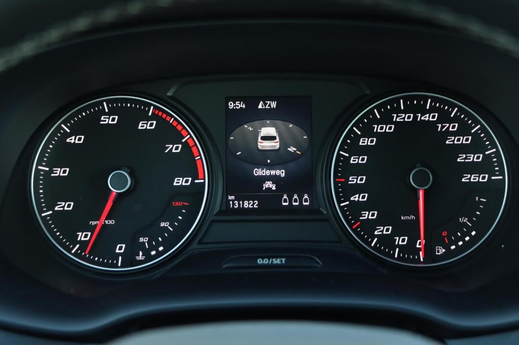 Seat Ateca 1.5 tsi style business intense 150pk |  pano | camera | stoel- e