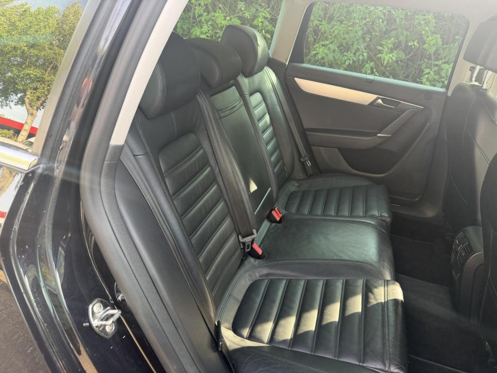 Volkswagen Passat variant 1.4 tsi highline dsg leder no power