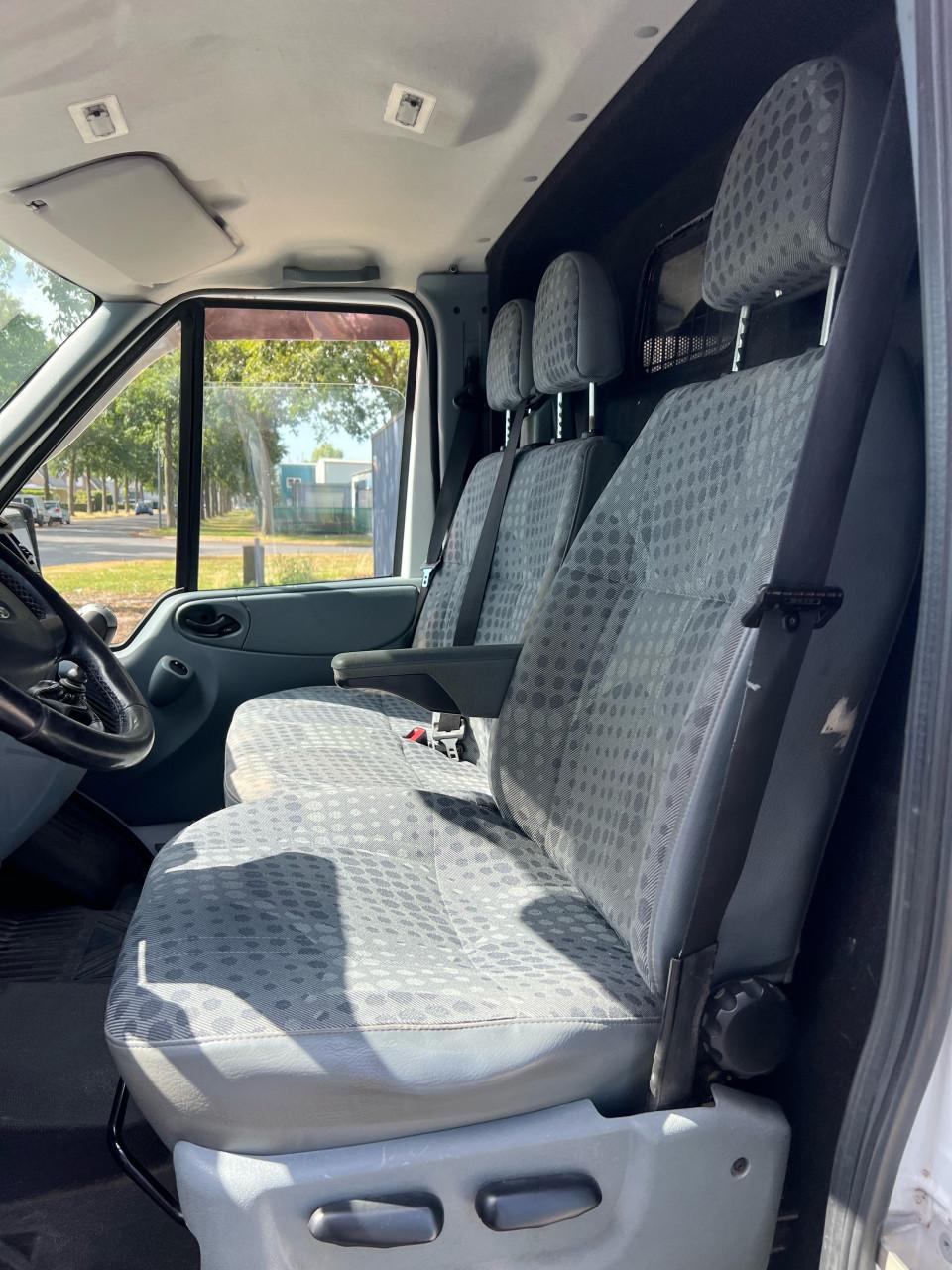 Ford Transit 350L 2.2TDCI Ambiente Airco/cruise