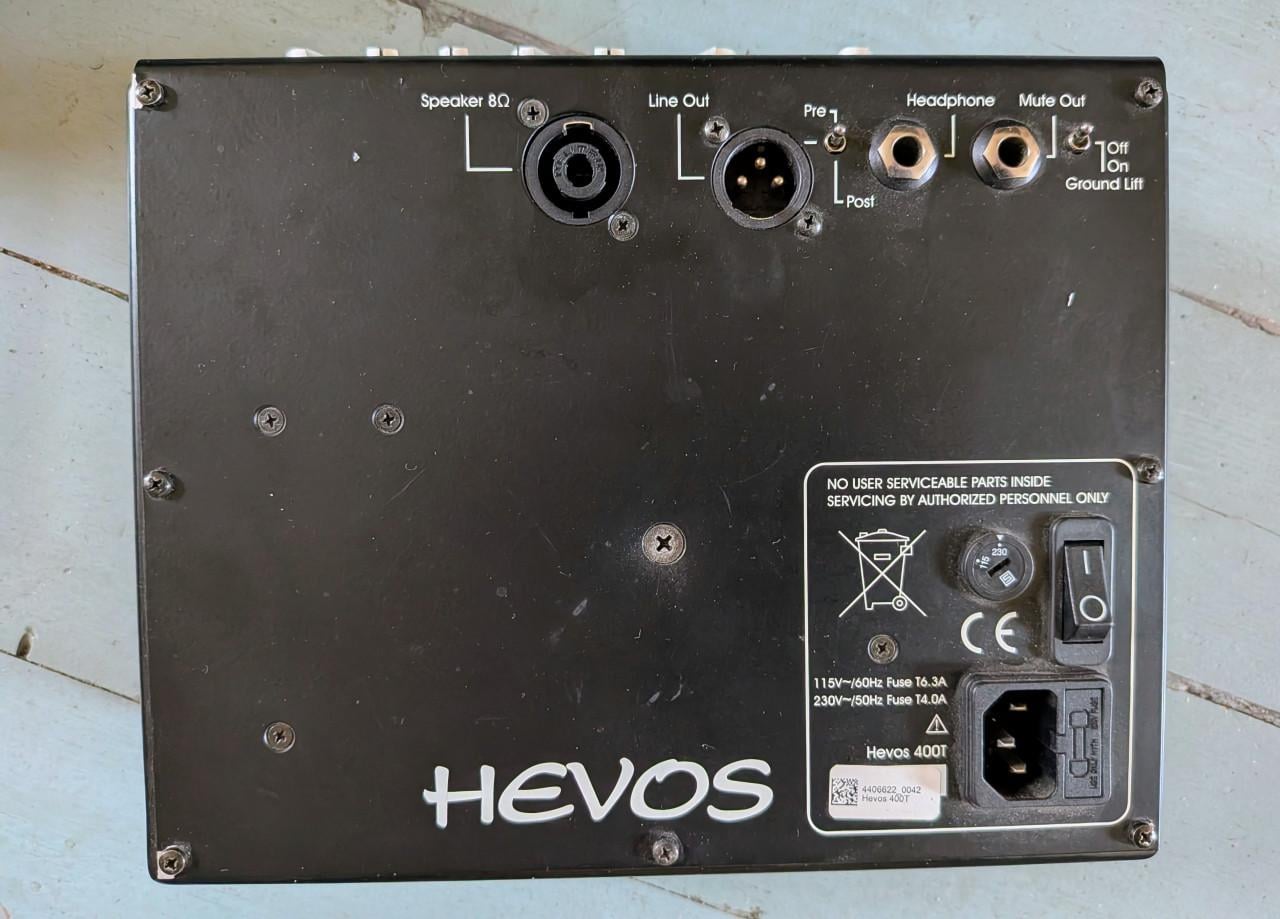 Hevos 400T bass amplifier