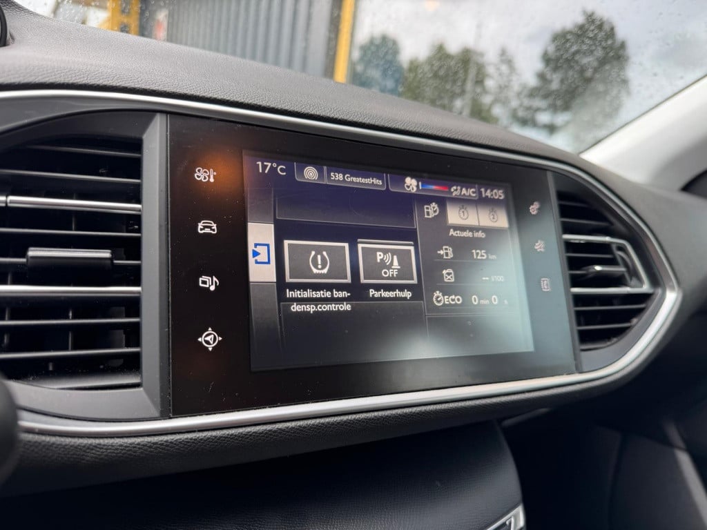 Peugeot 308 sw 1.2 puret.blue lease