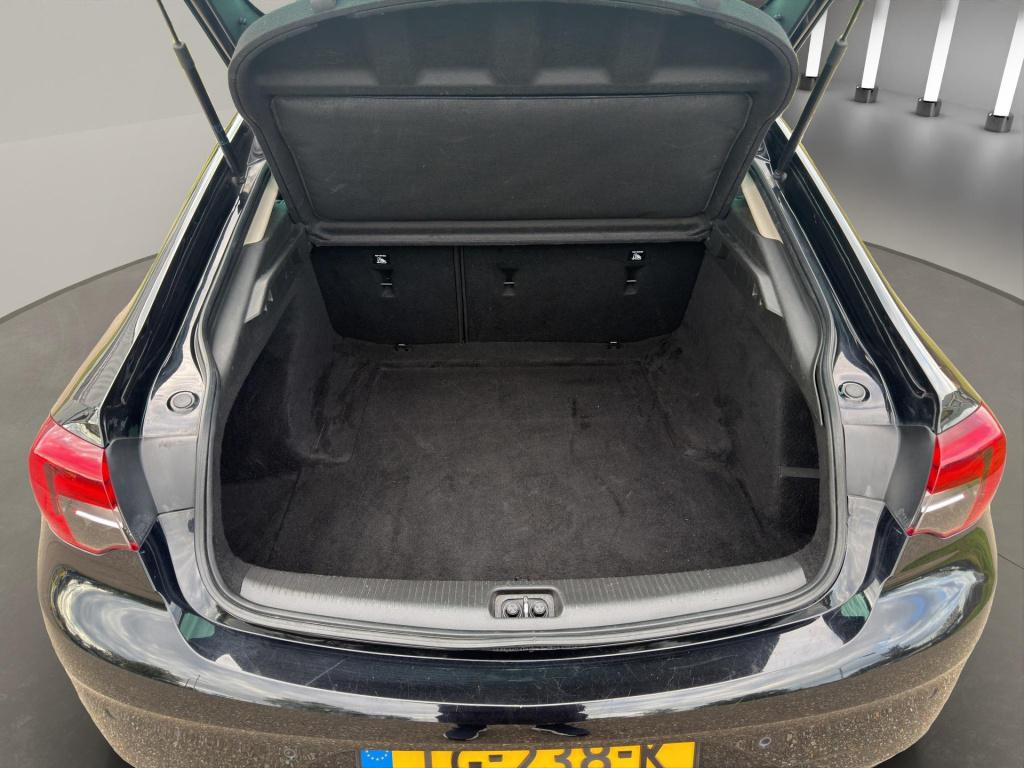 Opel Insignia grand sport 1.5 turbo innovation camera stoelverwarming