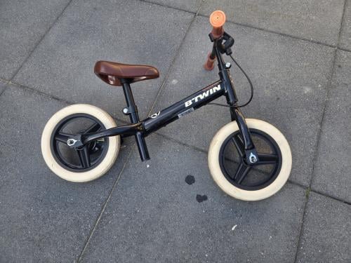 B'TWIN Runride 520 Loopfiets – Zwart/Bruin – Goede staat