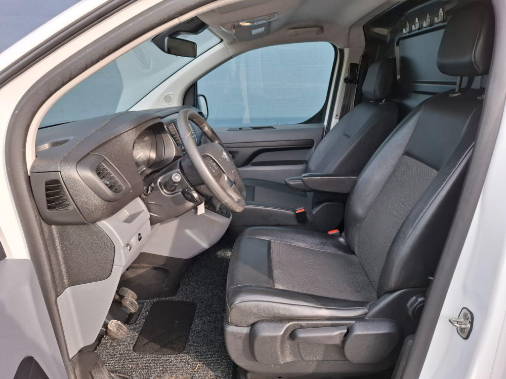 Opel Vivaro 1.5 cdti l2h1 edition l3h1 / airco / cruise controle / navi /