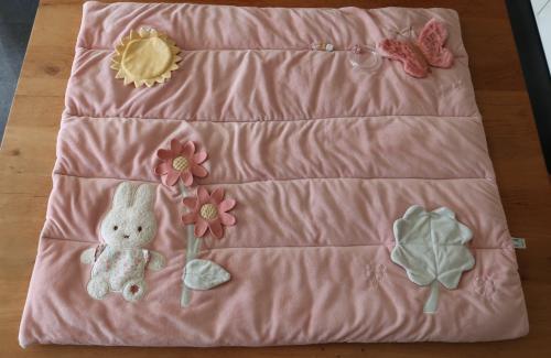 Box/speelkleed Nijntje Miffy X Little Dutch 80 X 100 cm. Schoon en fris!