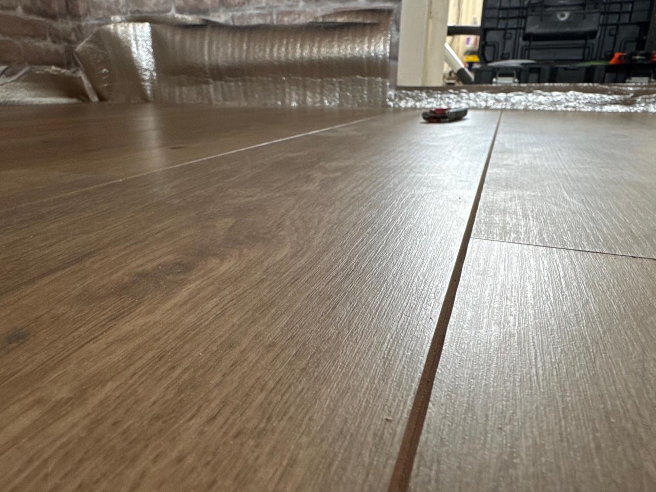 Laminaat, schilderen en veel meer...