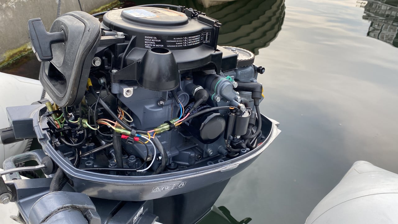 Buitenboordmotor 15pk yamaha 4 tak