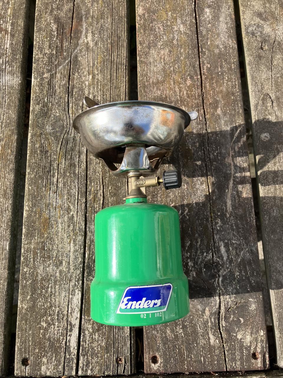 Diverse campinglampen + brandertje...5€ p/st.