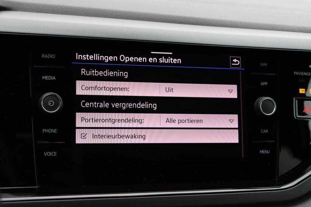 Volkswagen Taigo 1.0 tsi r-line 110pk dsg7 | stoelverwarming | camera | par