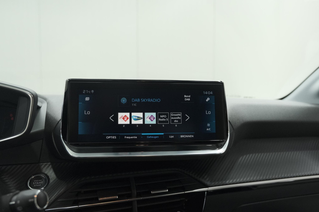 Peugeot 208 puretech 100 gt | camera | navigatie | apple carplay | parkeers