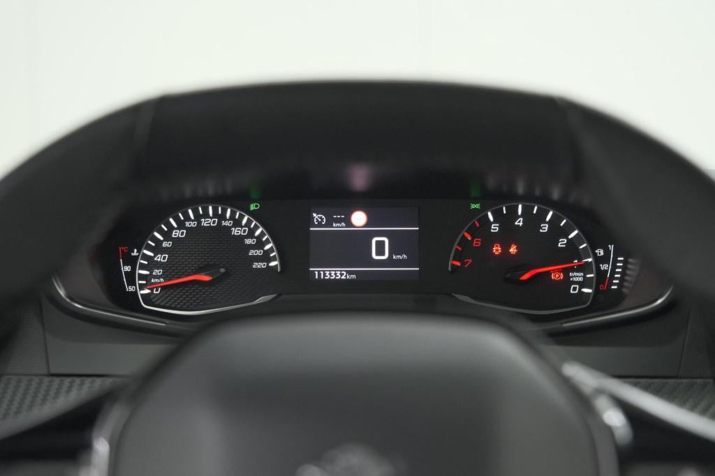 Peugeot 208 puretech 75 active pack | navigatie | parkeersensoren | apple c
