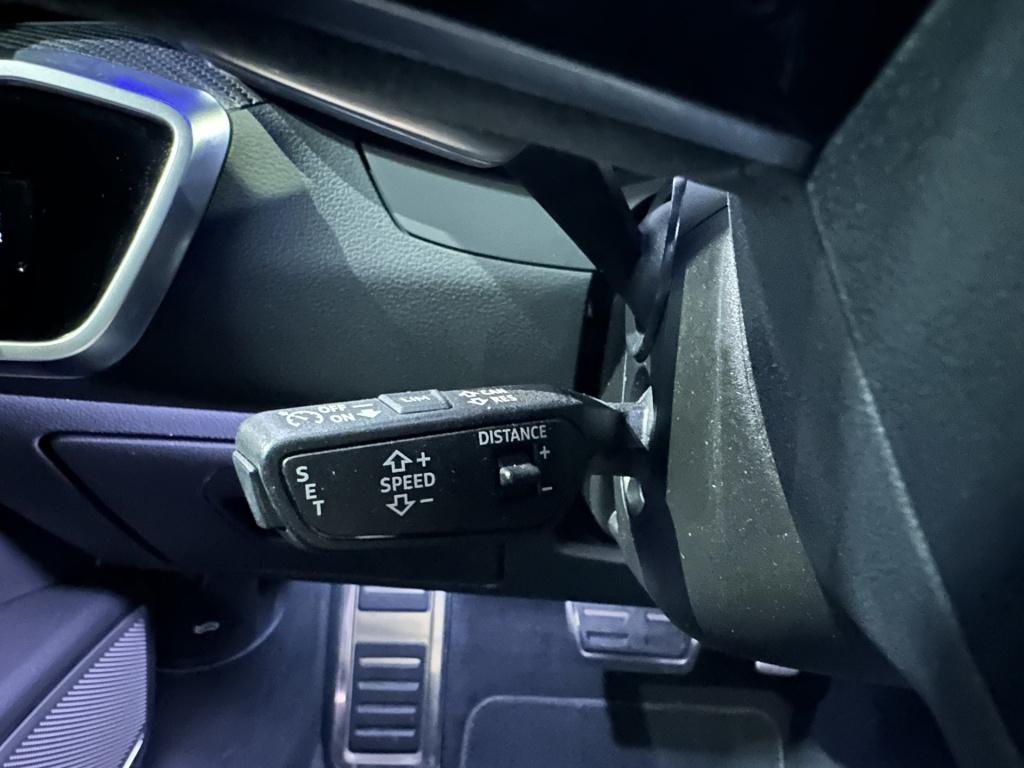 Audi Rs6 avant tfsi quattro *keramisch*hud*b&o*dynamic plus*