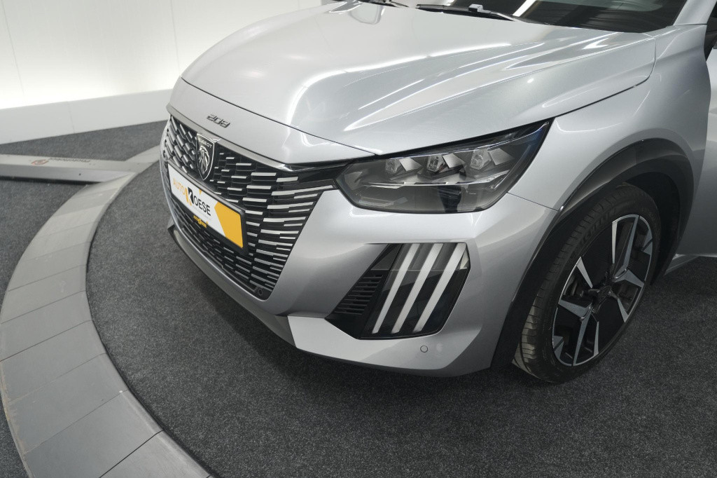 Peugeot 208 puretech 100 gt | camera | navigatie | apple carplay | parkeers